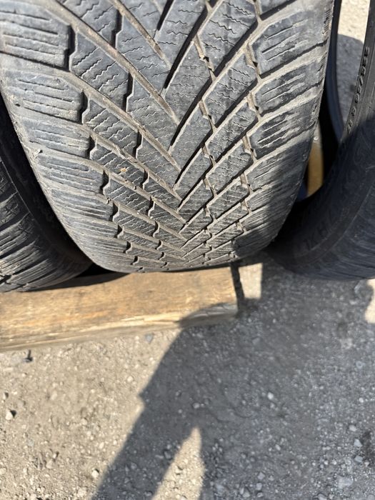 4 броя зимни гуми Continental 225/50 R17 Dot 1619 ном 502