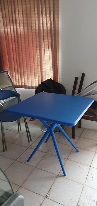 Стол синий 10000