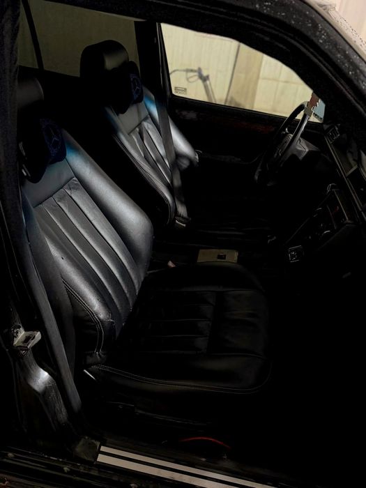 Mercedes w124 e class