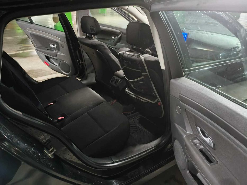 Se vinde Renault laguna gradtour