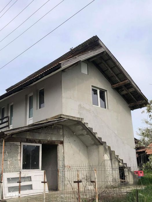 Casa P+M 88 mp, teren 496 mp, langa Cetatea Ciceului – Ciceu Corabia