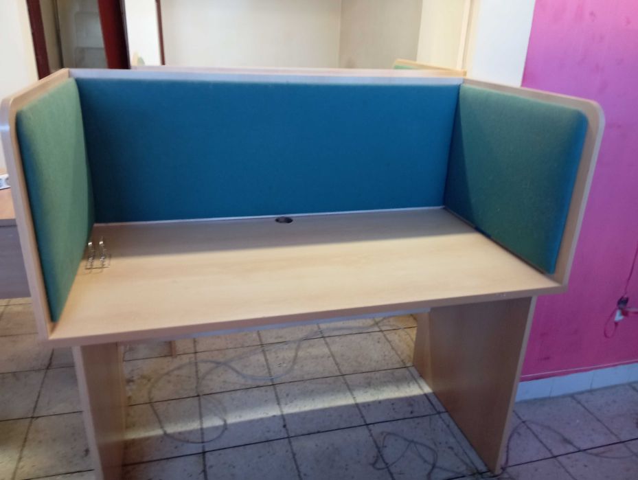 Офис бюра с прегради 8 броя