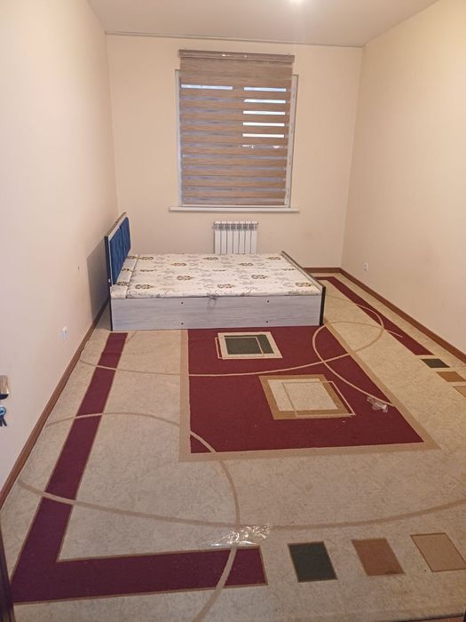 Sotiladi srochni 2 xona