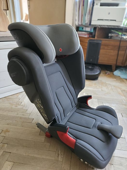 Britax Romer Kidfix II S (15-36 кг)