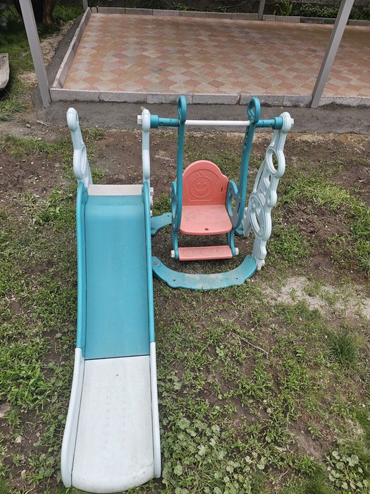 Продам горку с качелей.