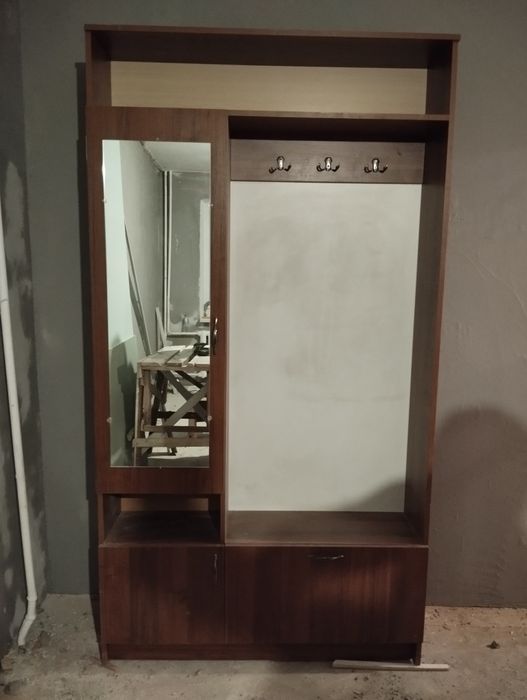 Шкаф сатам срочно