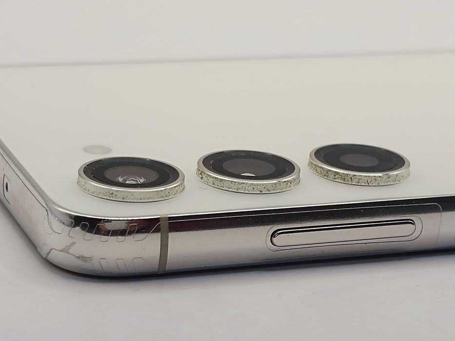 GSM:  SAMSUNG Galaxy S23 / 256GB