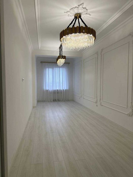 Продается квартира в новостройке в центре Ташкента.