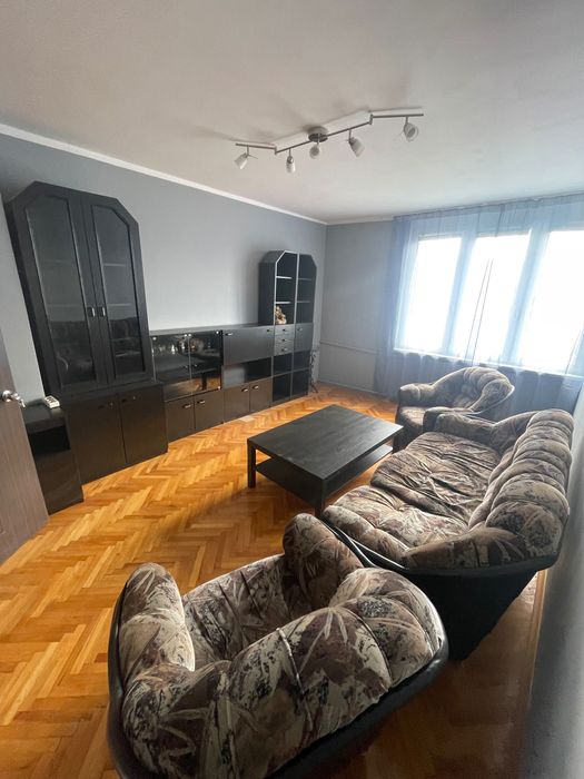 Отдавам обзаведен апартамент под наем в гр.Перник - Център