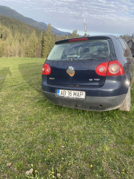 Vand golf 5 motor 1.9 tdi an 2004