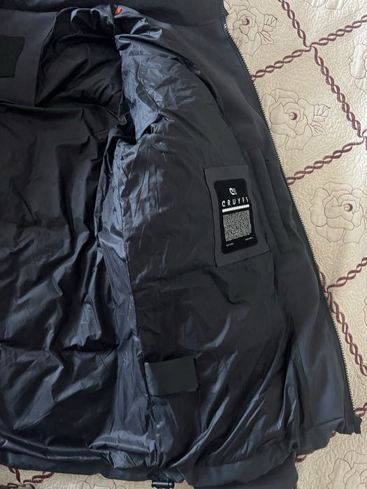 Пуховик оригинал новый Cruffy