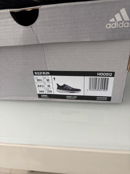 Нови Adidas EQ21 RUN  размер 44 2/3