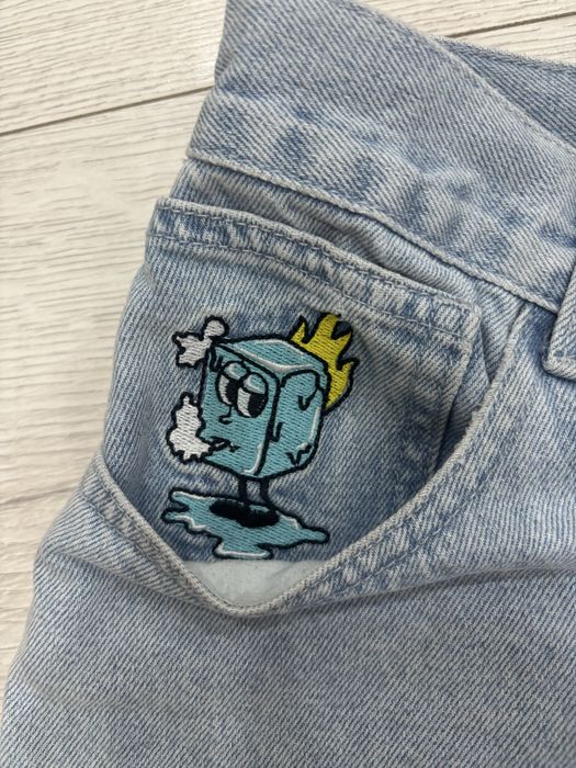 Продам шорты beekt