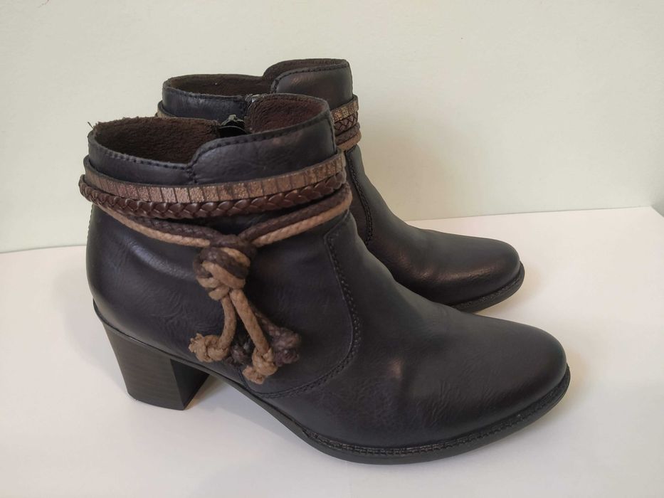 Vand botine Rieker albastru inchis mar.36