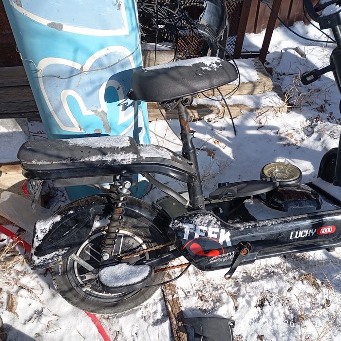 Скутер сатылады.