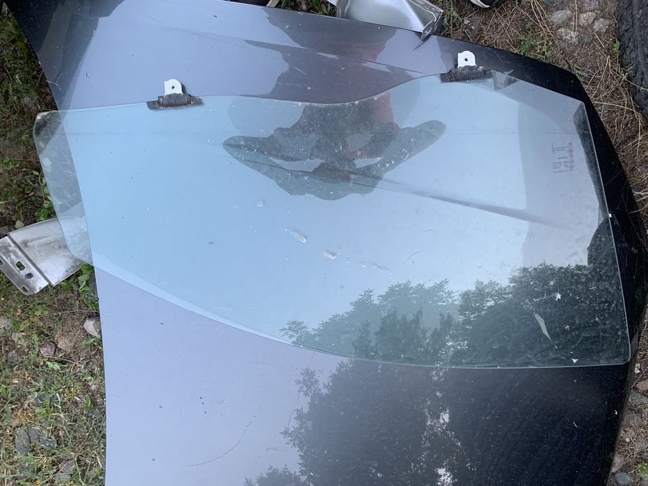 Стъкло Mitsubishi Space Star/Mirage