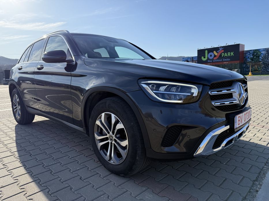 Vand Mercedes-Benz GLC (220d),2.0 litri diesel,194 cp,an 2020