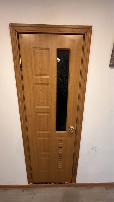 Двери межкомнатные 4шт