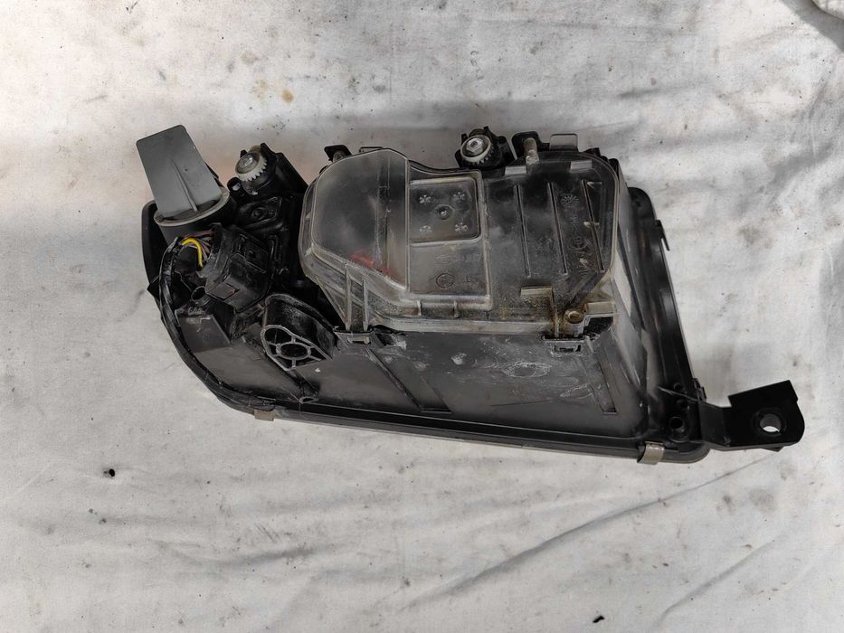 Оригинален фар Шкода Фабиа  Skoda Fabia