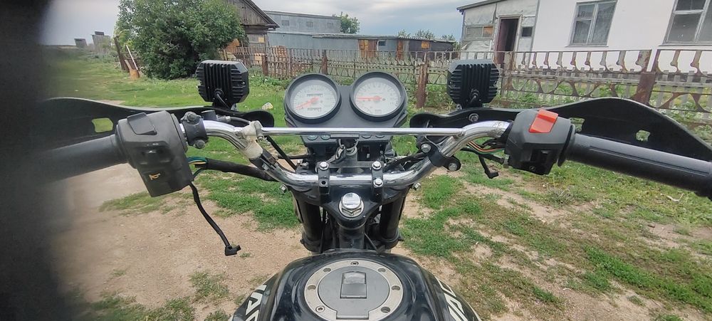 Yaqi отличное состояние