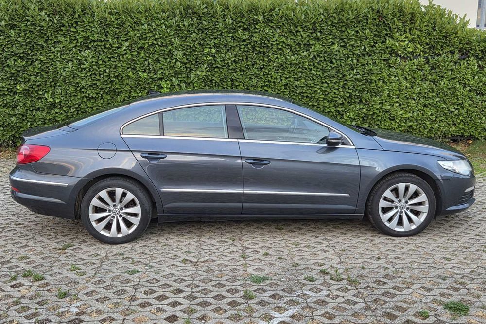 Volkswagen Passat CC 2.0 TDI 170 CP 2010