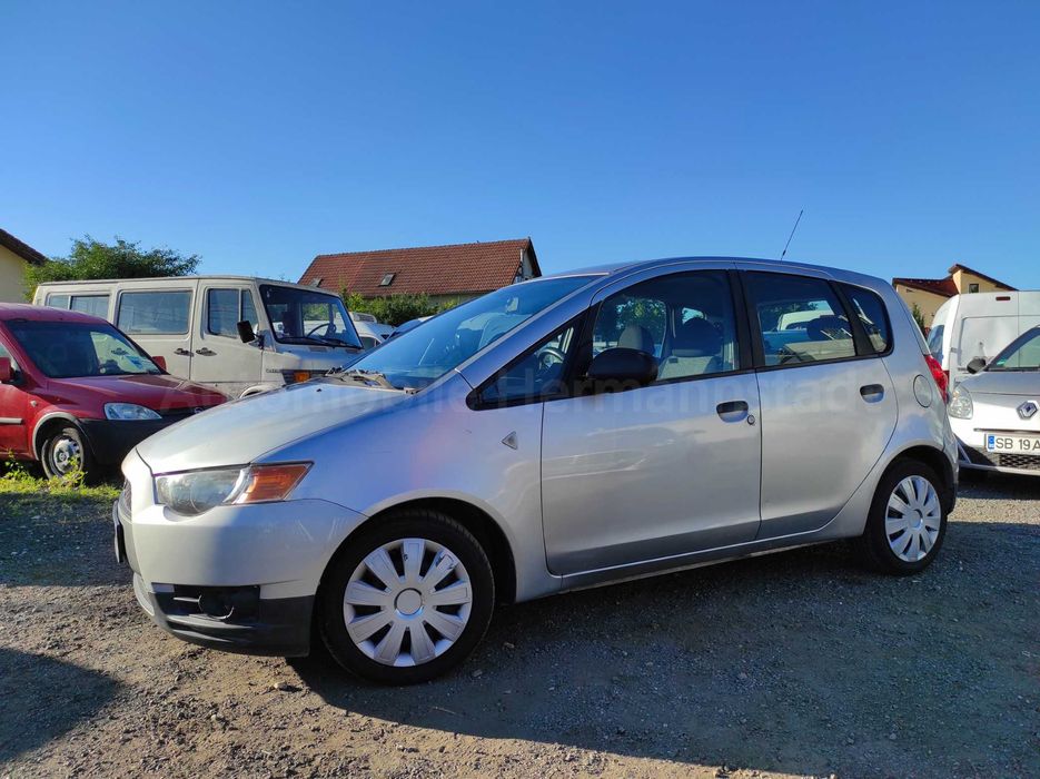 Mitsubishi Colt 1.3 - Inmatriculat - Clima