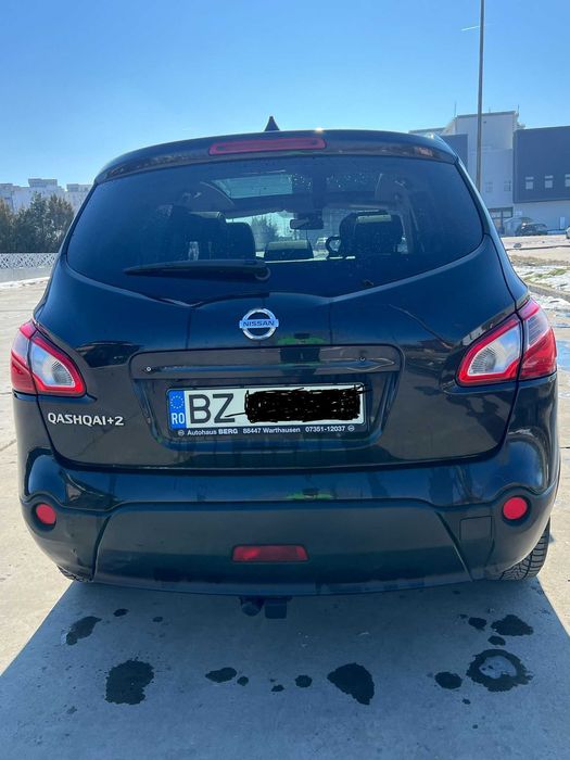 Nissan QashqaI+2