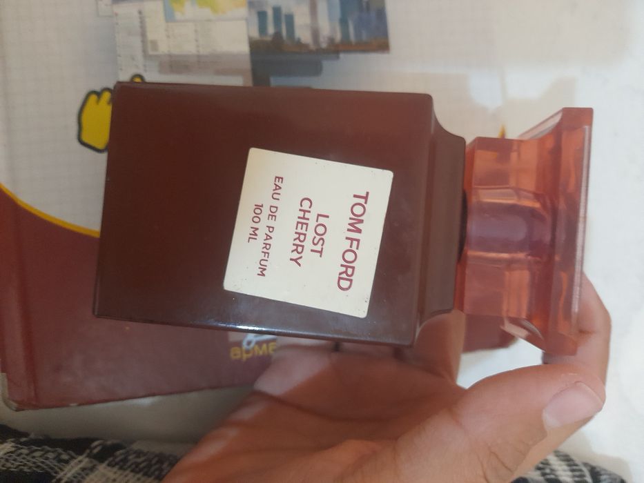 Продам духи Tom ford