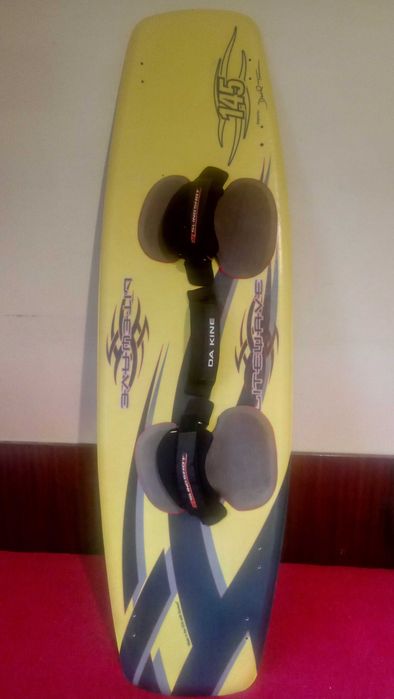 Продавам кайт сърф,кайт борд