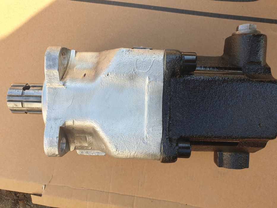 Pompa basculare raba saviem tip mayler