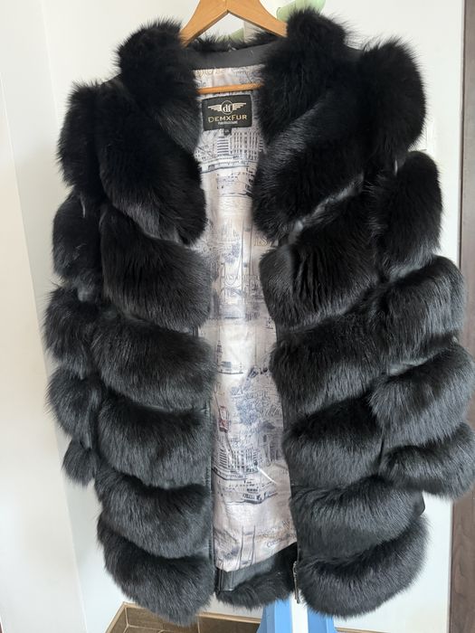 Blana de vulpe impecabila