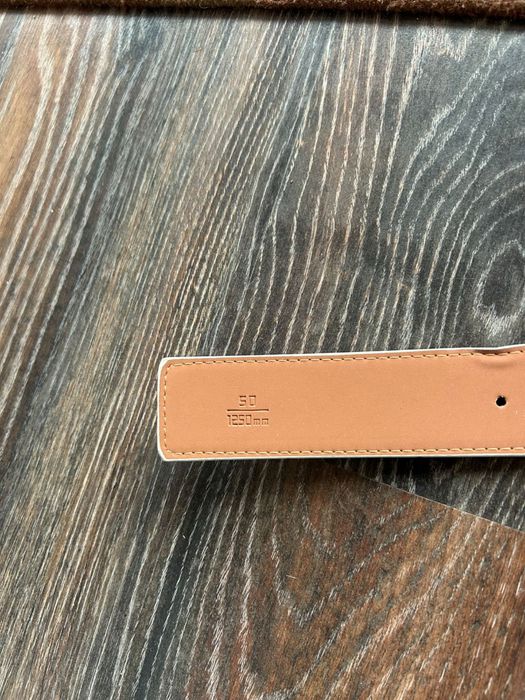 Vand curea Louis Vuitton/ Burberry