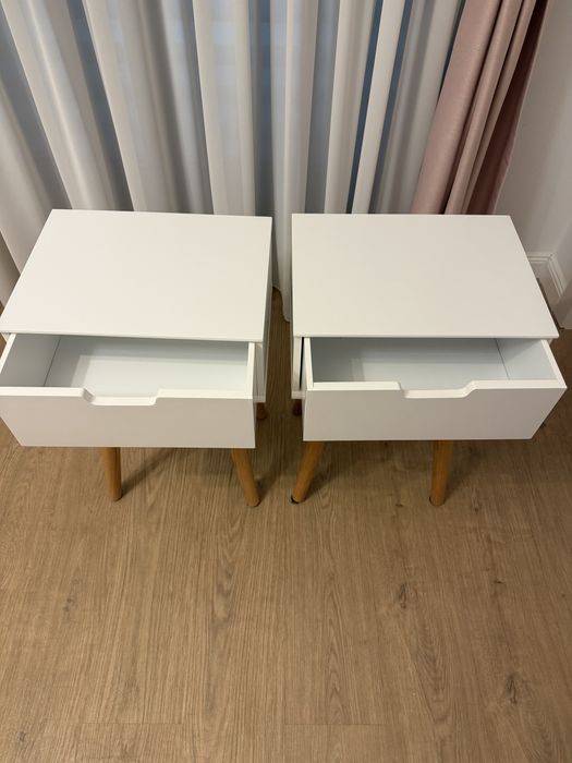 2 noptiere lemn masiv stejar+MDF, Actona