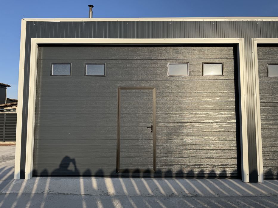 Inchiriez hala / garaj