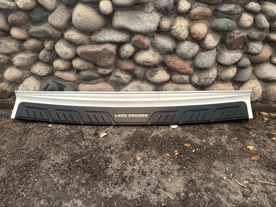 Toyota Land Cruiser 200