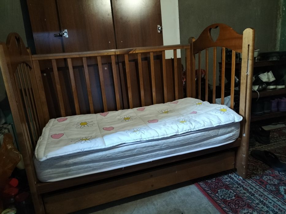 Манеж детский с матрацом