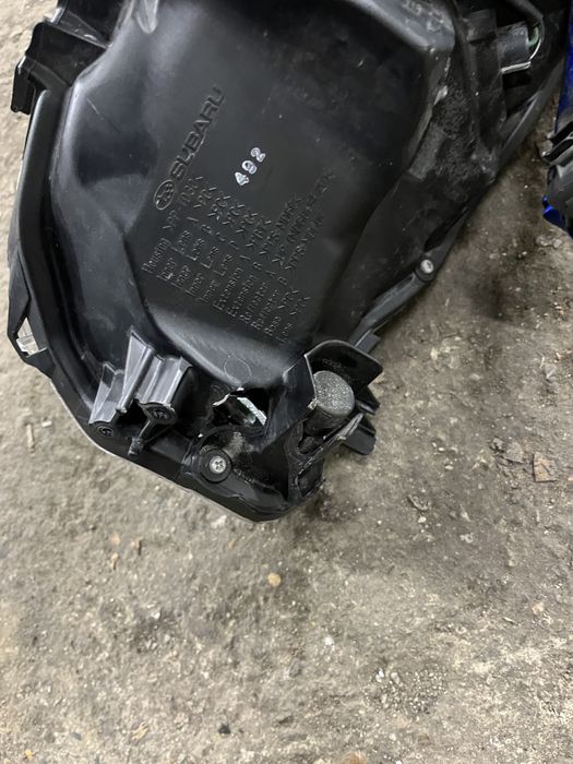 Фар Subaru Legacy Outback 2018- 2бр