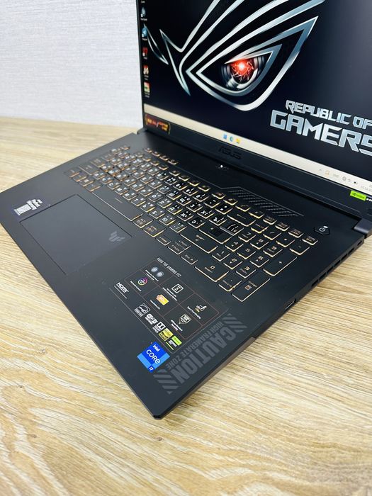 ASUS TUF Core i7-13Gen+RTX4060-8 ГБ, проработал всего 4 дня, как новый