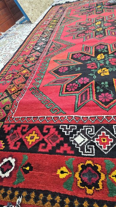 Ковер, ручная работа