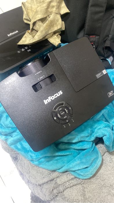 Проектор inFocus