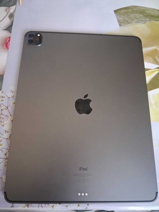 iPad 12.9 128gb generatia a 4 a