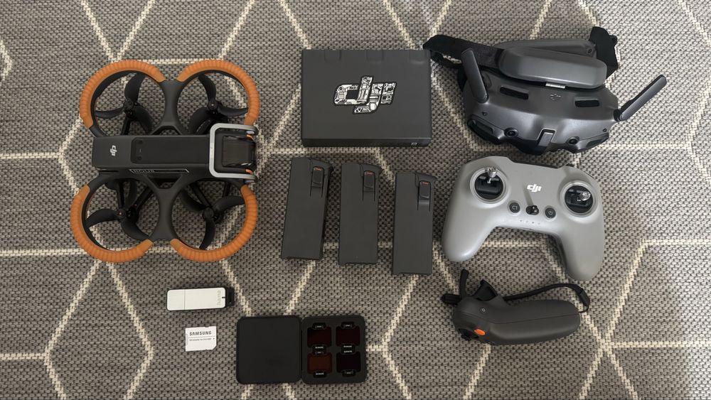 DJI Avata Fly More Combo | 3 Baterii | Goggles Integra | Motion 2 + FPV Remote 3 | Fără Crash-uri |
