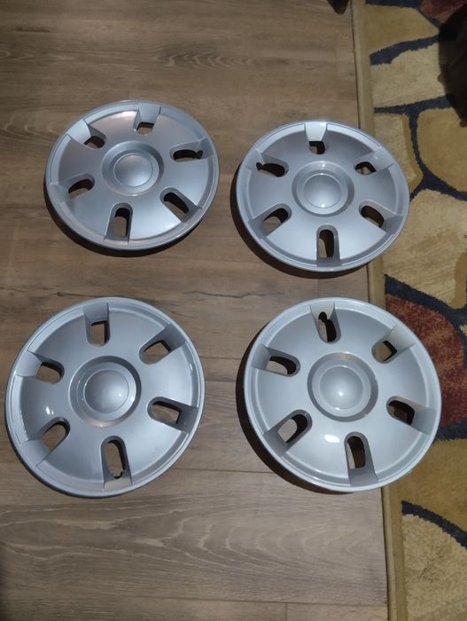 Продам колпаки заводские трипары от домаса