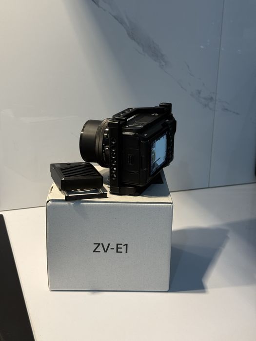 Zv-e1 sigma 35 ,GM 85