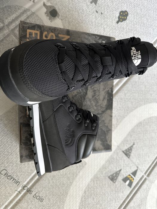 Оригинални зимни обувки The North Face размер 42