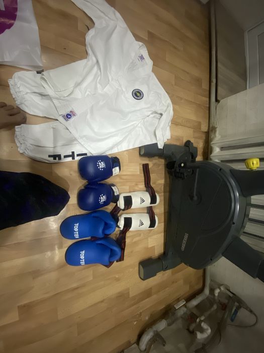 Продам детскую форму