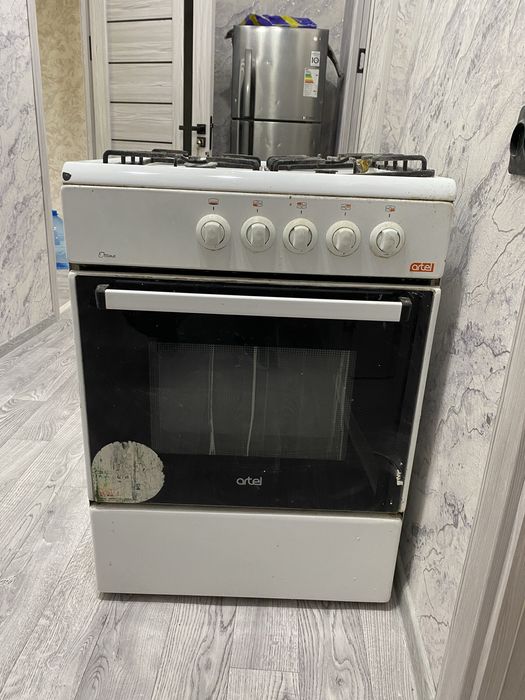 Газ-плита сотилади