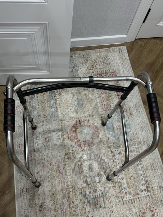 Ходунки для взрослых