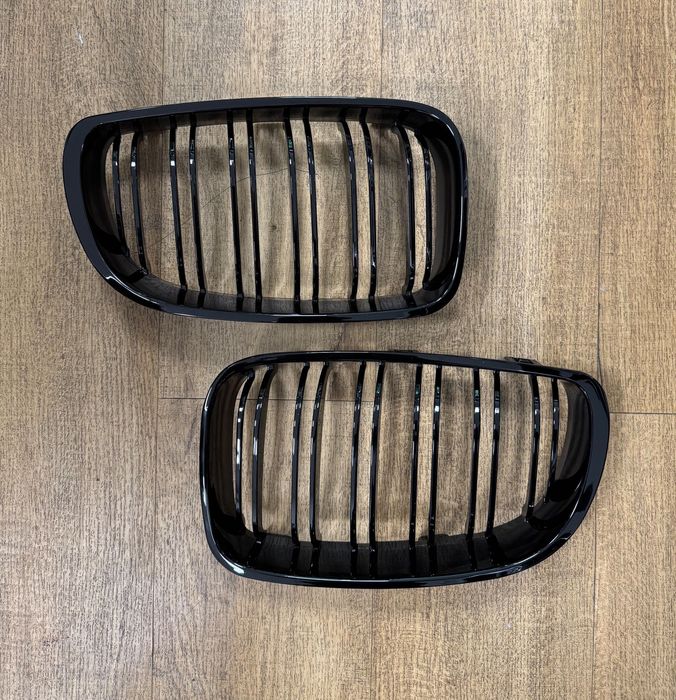 Двойни решетки М за BMW E81/E87 – черен гланц – фейслифт - Тунинг