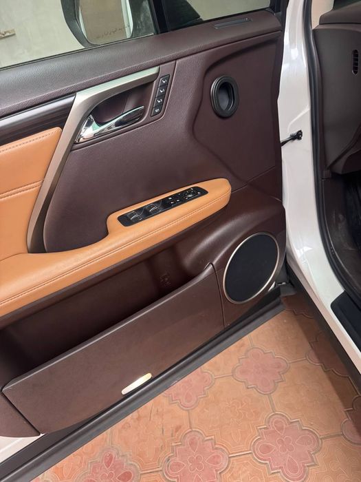 Lexus RX 350 krassover